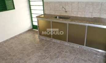 Imagem 2: CASA RESIDENCIAL para aluguel, 3 quartos, 1 suíte, 2 vagas, RESIDENCIAL GRAMADO - Uberlând