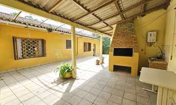 Imagem 2: CASA COM 04 DORMITÓRIOS EM TERRENO DE QUASE 500M2