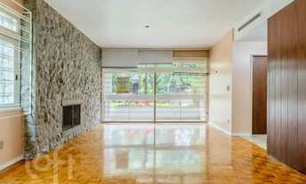 Imagem 2: Imóvel para venda com 272 metros quadrados com 4 quartos em Bela Vista - Porto Alegre - RS