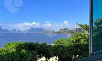 Imagem: Praia de Icarai