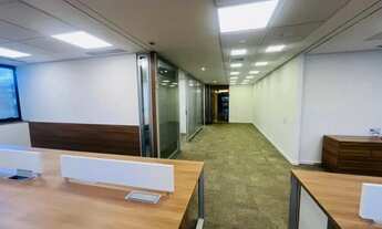 Imagem 4: Conjunto Comercial para aluguel e venda possui 214 metros quadrados em Vila Olímpia - São