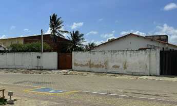 Imagem 2: Casa -Caponga,na Praça da Sardinha