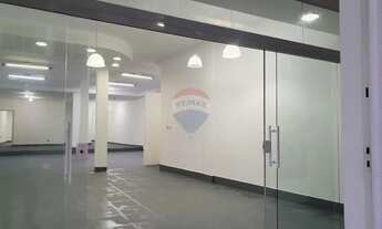 Imagem 4: Loja moderna na Liberdade, 220m², reformada!