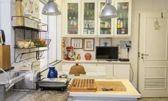 Imagem 2: Imóvel para venda possui 250 metros quadrados com 3 suites