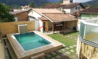 Imagem: Casa de condomínio em Rua Caúna - Martim