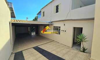 Imagem: Casa para aluguel, 3 quartos, 3 vagas, Bela