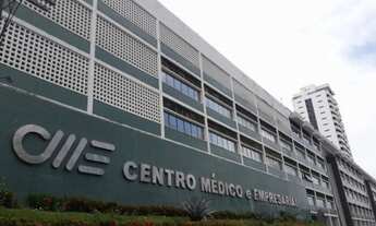 Imagem: Alugo sala 46 m2, na Av. Anita Garibaldi