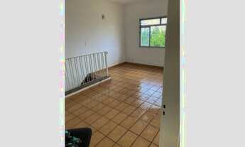 Imagem 5: CASA C/ 02 DORM.- C/ SALÃO COMERCIAL NA PARTE INFERIOR-R$ 900.000,00 - JD. BONFIGLIOLI