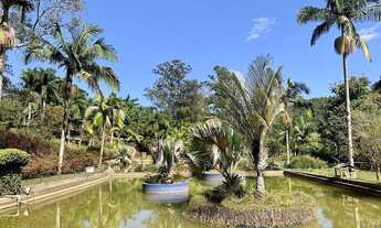 Imagem 3: Fazenda/Sítio/Chácara para venda possui 1000 metros quadrados com 7 quartos