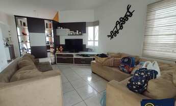 Imagem 4: Casa para venda possui 271 metros quadrados com 3 quartos em Pedra Branca - Palhoça - SC