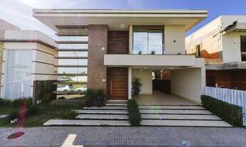 Imagem 2: Casa de condomínio para venda tem 350 metros quadrados com 4 quartos em Uberaba - Curitiba