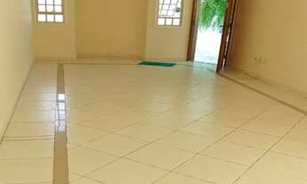 Imagem: Casa térrea com terreno grande em excelente