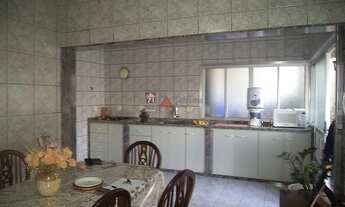 Imagem: Pindamonhangaba - Casa Padrão - Loteamento