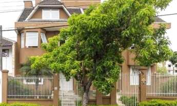 Imagem: Sobrado com 3 quartos à venda por R$ 1500000.00