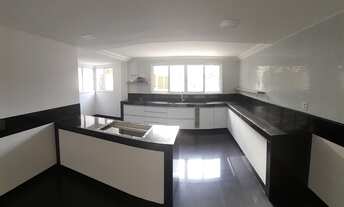 Imagem 5: Casa em Camboinhas a 50 metrs da praia com com 4 quartos - Niterói - RJ