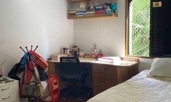 Imagem 7: VENDA - ITAIM - 241 ÚTEIS Excelente apartamento no miolo do Itaim, claro, espaçoso, 4 dorm