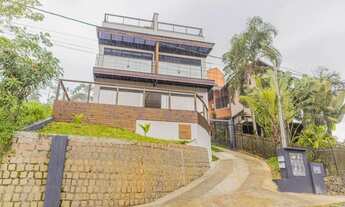 Imagem 2: Casa residencial com 3 quartos para alugar por R$ 6900.00, 180.00 m2 - GLORIA - JOINVILLE