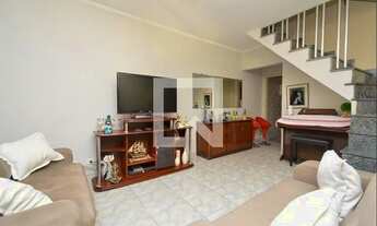 Imagem: Casa à Venda - Vila Galvão, 5 Quartos