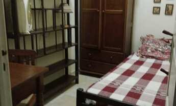 Imagem: Vaga em casa de família