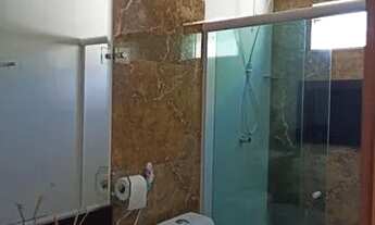 Imagem 3: Casa de condomínio para venda tem 510 metros quadrados com 4 quartos