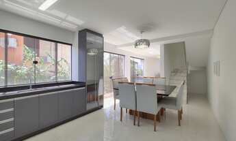 Imagem 3: Casa residencial com 3 quartos para alugar por R$ 6900.00, 180.00 m2 - GLORIA - JOINVILLE