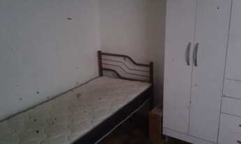 Imagem 5: Quarto para Rapazes na Fanny com estacionamento