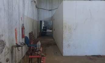 Imagem 3: GALPÃO Galpão / depósito com venda por R$200.000