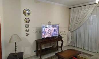 Imagem 2: Jacarei - Casa de Condomínio - Jardim California