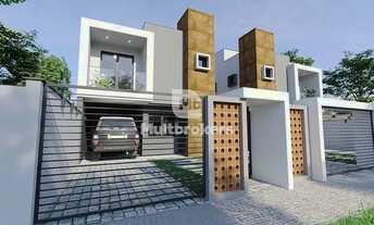 Imagem: CURITIBA - Casa de Condomínio - Portão