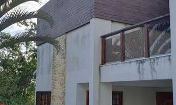 Imagem 2: Casa em condomínio fechado, com 04 suites, piscina, espaço para festas