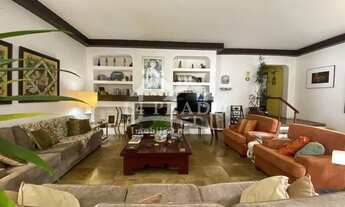 Imagem 2: Casa para alugar em Nogueira com 5 quartos, piscina, jardim casa de caseiro