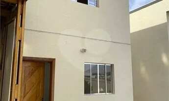 Imagem 2: Sobrado com 02 suítes em Condomínio