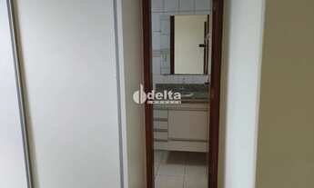 Imagem 4: Apartamento disponível para locação e venda no bairro Santa Mônica em Uberlândia-MG