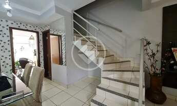 Imagem 2: Casa/ sobrado com 3 quartos á venda no Village Arvoredo em Várzea Grande- MT. R$ 550.000,0