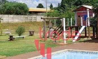 Imagem: Chácara à Venda em Condomínio Fechado