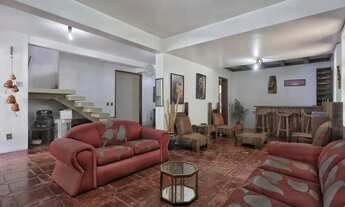 Imagem: Casa com 300m², localizada na zona sul