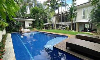 Imagem: Belíssimo Sobrado no Jardins Páris mobíliado