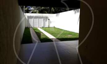 Imagem 7: Excelente casa duplex com 3 suítes, sala, cozinha americana, jardim, quintal. Próximo a es