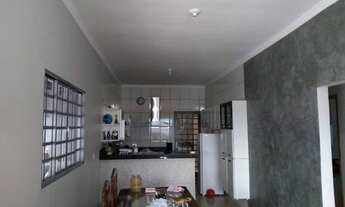 Imagem 2: Casa para venda com 150 metros quadrados com 3 quartos em Jardim São José - Goiânia - Goiá