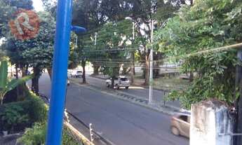 Imagem 3: Casa comercial no Derby