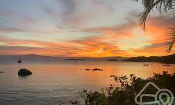 Imagem 4: Casa para Venda em Florianópolis, Sambaqui, 2 dormitórios, 1 suíte, 4 banheiros, 8 vagas
