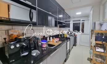 Imagem 6: Duplex, 98 m² com 2 suítes, com planejados, cortinas e fechamento de vidro - Barra da Tiju