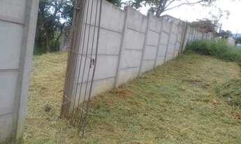 Imagem 3: Terreno levemente declive no bairro Retiro das Fontes