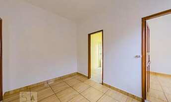 Imagem 2: Casa de Condomínio para Aluguel - João Pinheiro, 2 Quartos, 50 m2