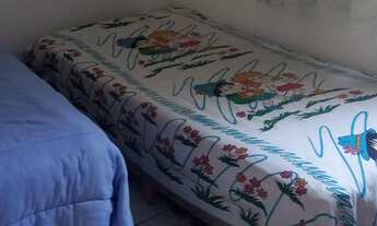 Imagem: Vaga para moças