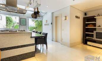 Imagem 5: Casa à venda no JD. Paulistano com piscina: 260m2 construída/ 290m2 terreno 3 Suítes/ 2 V