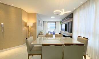 Imagem 2: APARTAMENTO COM TERRAÇO FINAMENTE MOBILIADO E DECORADO A 02 QUADRAS DO MAR!!!