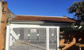 Imagem: Aluga-se Casa em Oriente - SP, Rua Carlos