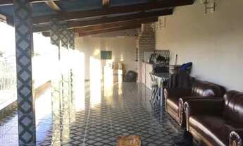 Imagem 3: Vendo casa com 6 quartos e 3 banheiros