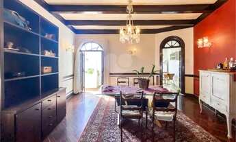 Imagem 4: Casa para aluguel e venda possui 256 metros quadrados com 3 quartos